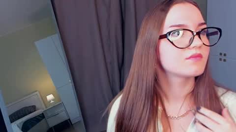 Julia online show from February 3, 4:56 pm