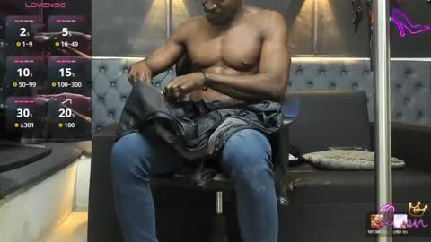 terranze_z online show from February 11, 8:36 pm