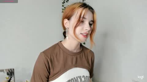 Caroline online show from May 14, 5:31 pm