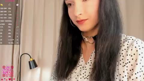 Caroline online show from June 30, 6:20 pm