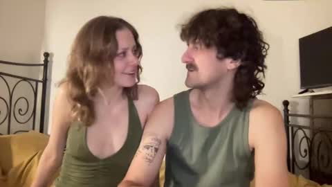 Snapshot of terry_and_elanor chatting on November 3, 2:02 am terry and elanor online show from November 3, 2:02 am