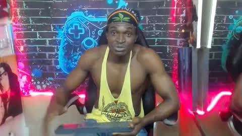 terry_zyzz online show from April 13, 11:37 am