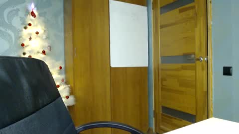Snapshot of tess_wetyy chatting on January 25, 8:00 pm Violetta Ready for any play with you. Hottest show in pvt  Bitcoin 1P8NuZxsaNsQTx7wJJJ7Ao1mic4nvJPVLC online show from January 25, 8:00 pm