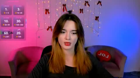 tessa_tea online show from January 11, 8:03 pm