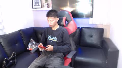 tessachains online show from January 8, 3:20 am