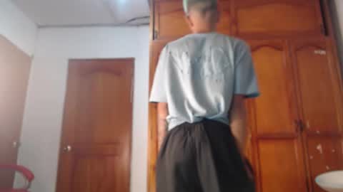 tessachains online show from February 16, 11:45 pm