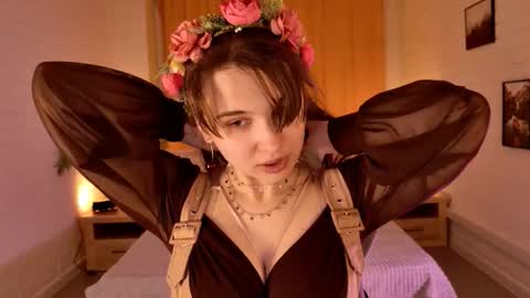 Tessa online show from March 13, 9:16 am