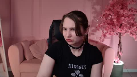 Tessa online show from May 22, 5:36 am