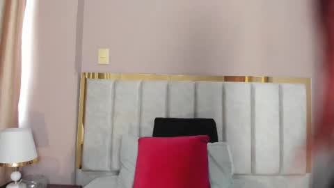 Tessamonroee online show from March 3, 7:20 pm