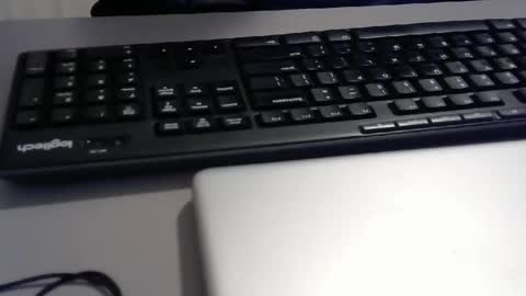 Snapshot of testechat chatting on December 21, 1:21 pm Test the Chat online show from December 21, 1:21 pm