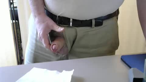 Snapshot of testechat chatting on January 13, 10:03 pm Test the Chat online show from January 13, 10:03 pm