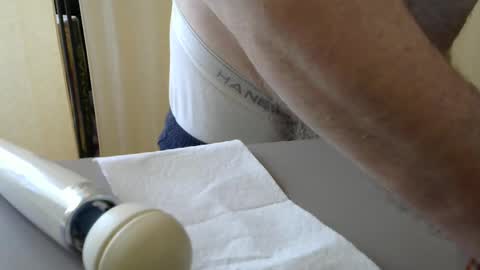 Snapshot of testechat chatting on January 15, 8:58 pm Test the Chat online show from January 15, 8:58 pm