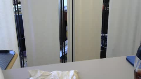 Snapshot of testechat chatting on January 28, 8:04 pm Test the Chat online show from January 28, 8:04 pm