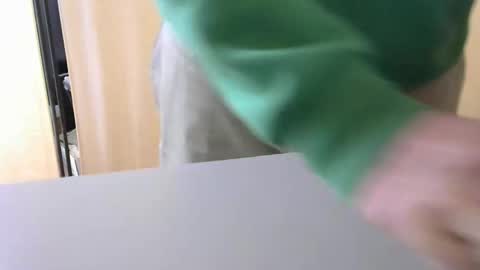 Snapshot of testechat chatting on November 28, 7:49 pm Test the Chat online show from November 28, 7:49 pm