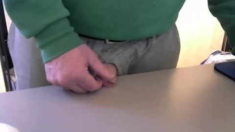 Snapshot of testechat chatting on December 3, 4:27 pm Test the Chat online show from December 3, 4:27 pm