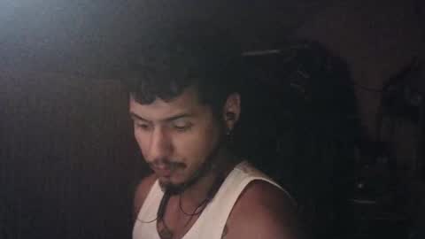 Snapshot of testotease chatting on January 10, 2:57 am Milo online show from January 10, 2:57 am