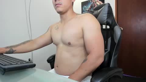 Teylor Fel online show from March 4, 5:53 am