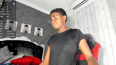 teylor_lovee online show from March 8, 9:29 pm