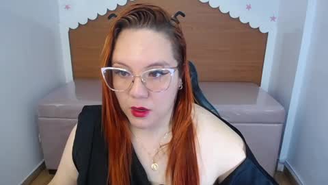 tezzaniut_t online show from April 17, 12:30 pm