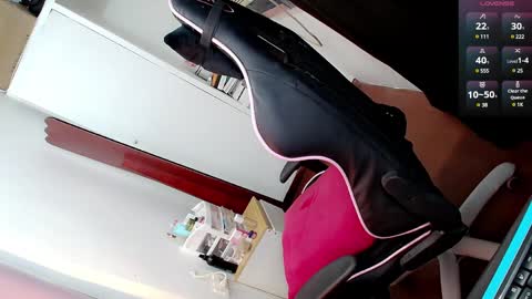 Snapshot of tgirljennie69 chatting on January 27, 6:09 am jennie online show from January 27, 6:09 am