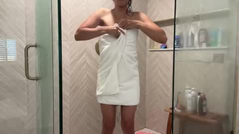 babygirlmami online show from November 10, 7:46 pm