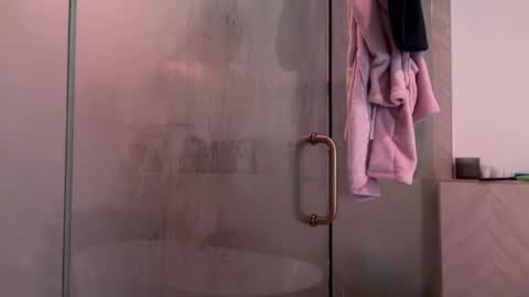 babygirlmami online show from November 27, 7:49 pm