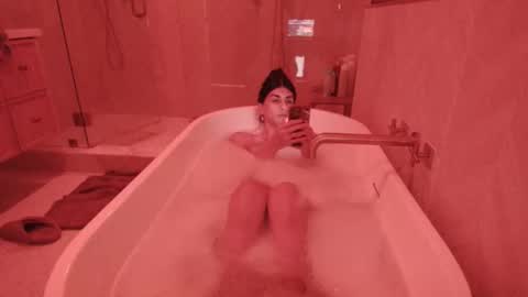 babygirlmami online show from December 15, 7:18 pm