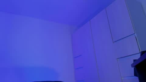 thadeo_king online show from April 7, 12:00 am