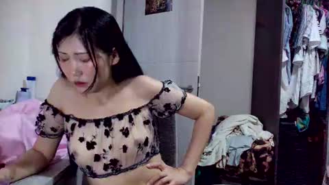 Snapshot of thaihoneysweet chatting on June 18, 11:36 am thaihoneysweet online show from June 18, 11:36 am