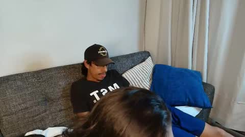 T H A I S  online show from April 18, 12:25 am