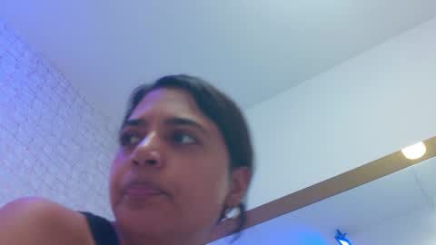 Snapshot of thalia888_ chatting on July 18, 7:06 pm thalia888_ online show from July 18, 7:06 pm