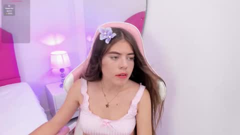 Thalia  online show from February 25, 7:45 pm