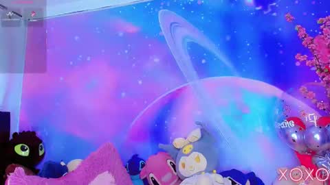 Thalia Girl online show from April 12, 11:32 pm