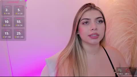 Snapshot of thaliafox_ chatting on March 12, 5:02 am Thalia online show from March 12, 5:02 am