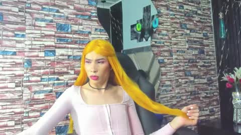 thamara_roberts online show from April 30, 7:53 pm