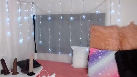 Thamara online show from January 17, 2:27 am