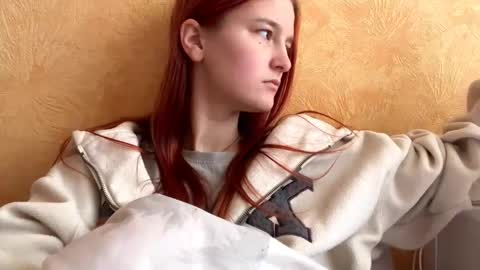 Snapshot of thaoohler chatting on March 2, 11:06 am Marie online show from March 2, 11:06 am