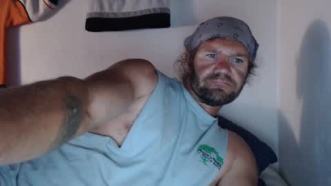 Snapshot of that1dude09 chatting on October 5, 7:39 am that1dude09 online show from October 5, 7:39 am