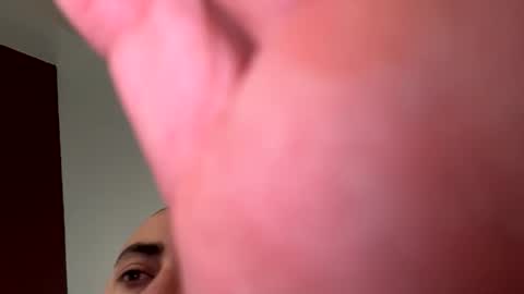 Snapshot of thatguy1585 chatting on November 24, 8:30 pm Thatguy1585 online show from November 24, 8:30 pm