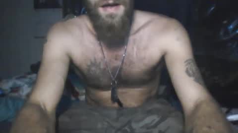 Snapshot of thatguy_2392 chatting on December 12, 1:10 am thatcouple online show from December 12, 1:10 am