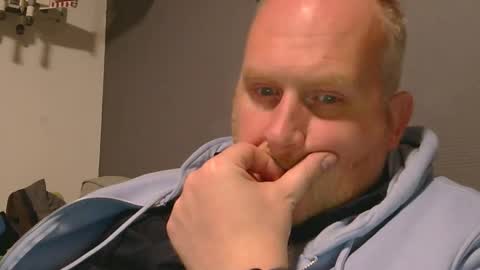 the007146368 online show from November 5, 7:14 pm