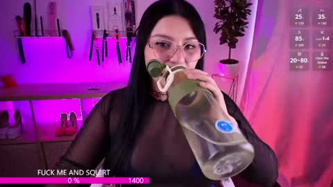 i am Cat  online show from May 6, 5:07 pm
