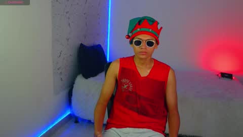 Snapshot of the_crack71 chatting on December 5, 3:30 pm Sean OPry online show from December 5, 3:30 pm