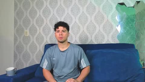 Ithan and Leo online show from September 20, 7:31 am