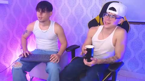 Ithan and Leo online show from October 17, 7:33 am