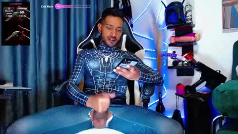 Snapshot of the_dog_lian chatting on November 18, 11:59 pm the dog lian online show from November 18, 11:59 pm