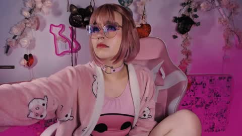 ...  ... online show from February 22, 7:56 am