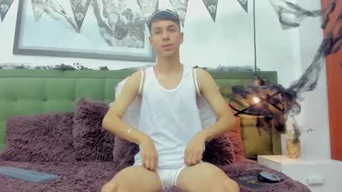   T H E    M A R K   K I N G online show from October 29, 5:14 pm