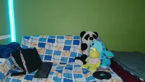 Snapshot of the_muderer chatting on October 31, 3:46 pm murderer online show from October 31, 3:46 pm