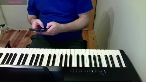 Stephan 34  Cassandra 25 online show from March 1, 4:31 pm